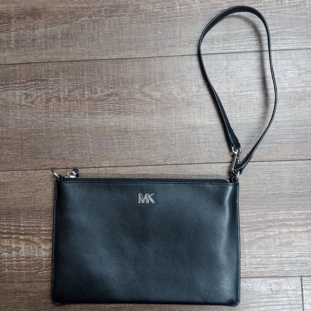 Michael Kors medium leather convertible wristlet